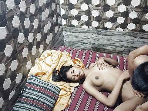 Indian teen hot girl fucking in night